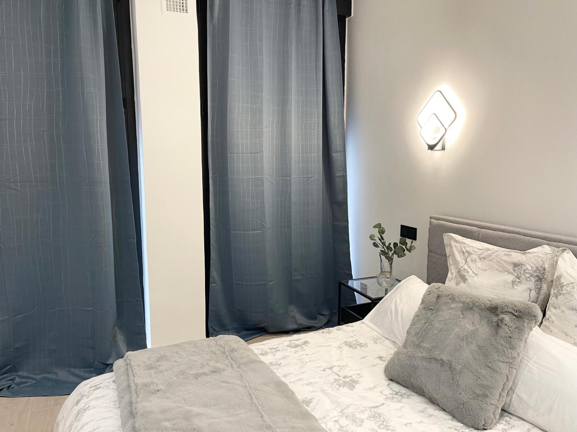 R&K Atocha Apartment Madrid Esterno foto
